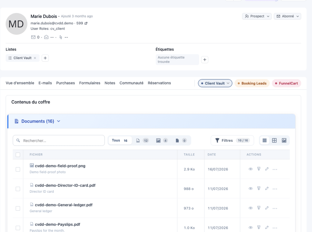 Interface utilisateur montrant la gestion de documents d'un client.