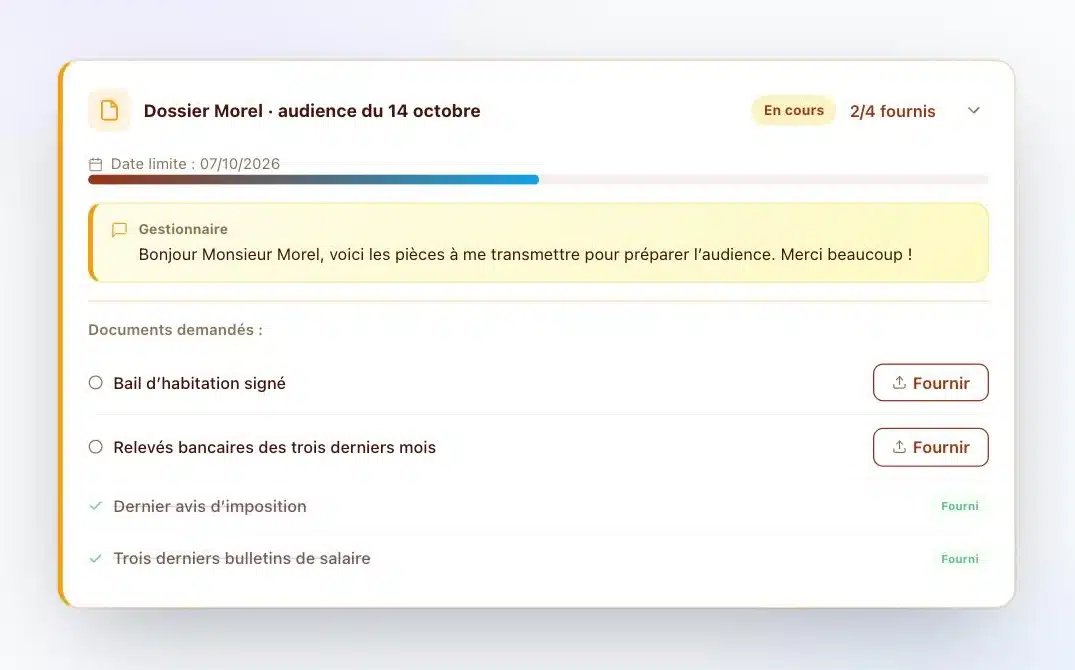 Coffre Client Vault vu par le client : liste des pièces demandées, date limite, message de l’avocat, deux pièces fournies et deux à déposer