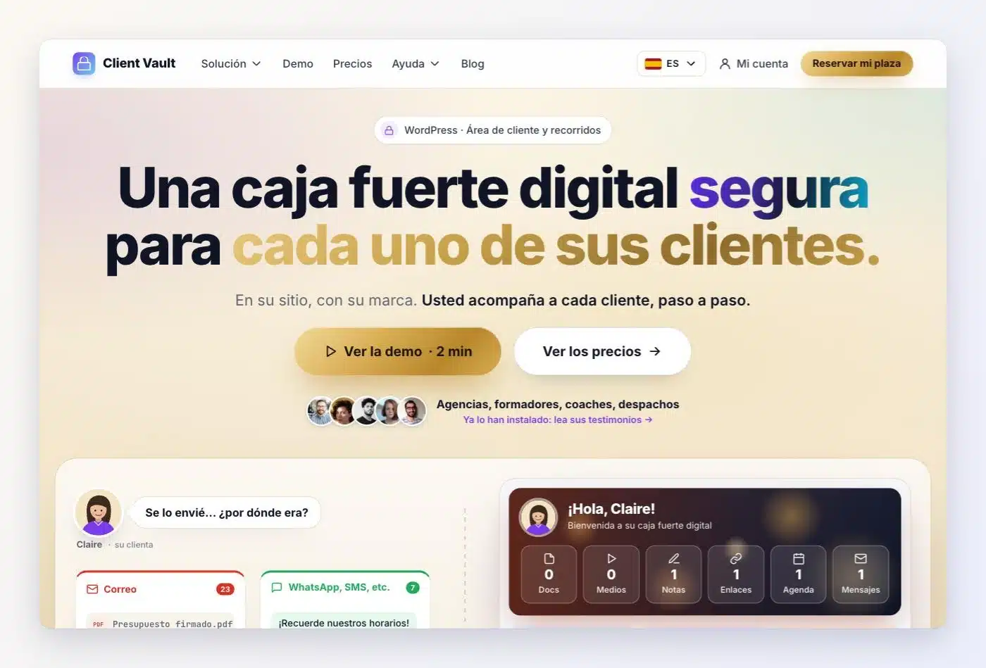 Nueva página de inicio de clientvault.pro: menú simplificado, título « Una caja fuerte digital segura para cada uno de sus clientes. » y botones Ver la demo y Ver los precios