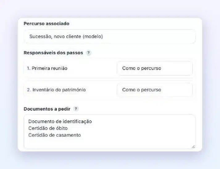 Modelo de pasta do modo Equipa no Client Vault 20.43 com o campo «Percurso associado», que propõe um percurso modelo, «Responsáveis dos passos» e «Documentos a pedir»